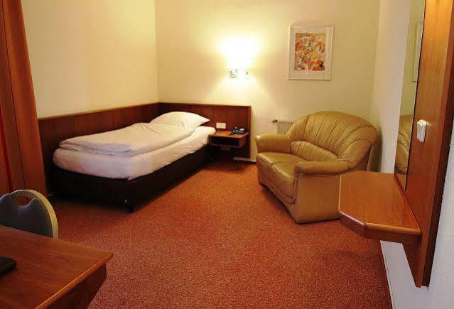 Vivotel Sonderfeld Grevenbroich Extérieur photo