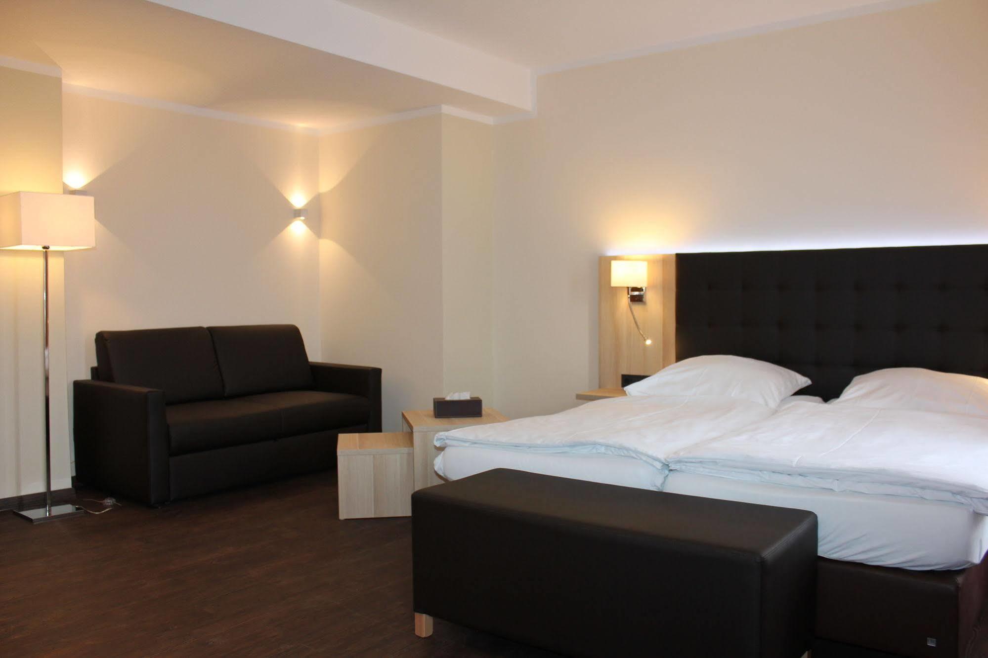 Vivotel Sonderfeld Grevenbroich Extérieur photo