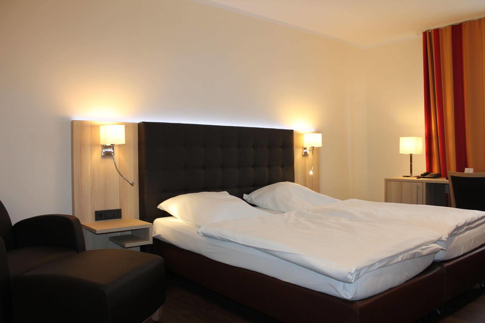 Vivotel Sonderfeld Grevenbroich Extérieur photo